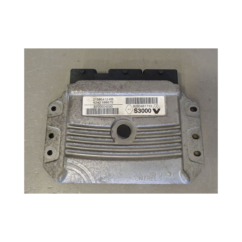 CALCULATEUR MOTEUR RENAULT CLIO