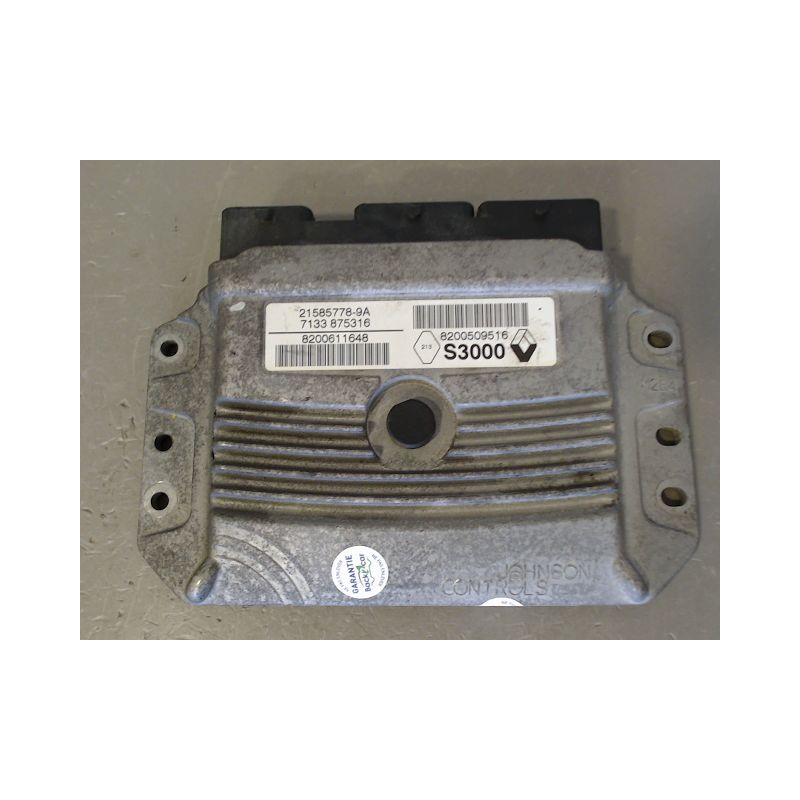 CALCULATEUR MOTEUR RENAULT MEGANE