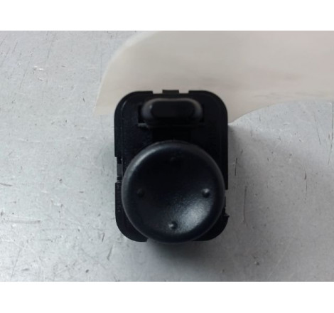 COMMANDE RETROVISSEUR EXT ELECTRIQUE