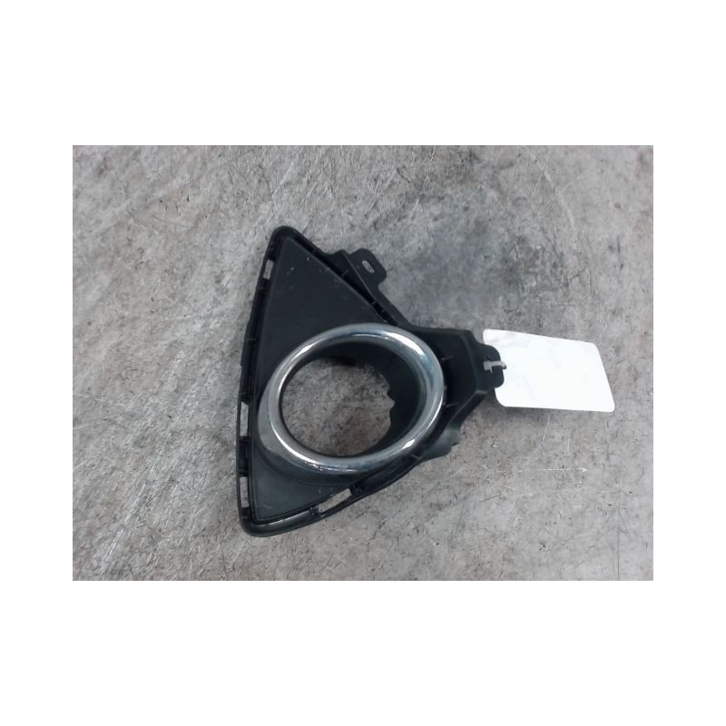 OBTURATEUR PHARE ADDITIONNEL DROIT PARE-CHOC AVANT TOYOTA AURIS 2010-