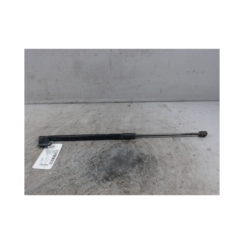 VERIN GAUCHE HAYON MAZDA MAZDA 3  5P
