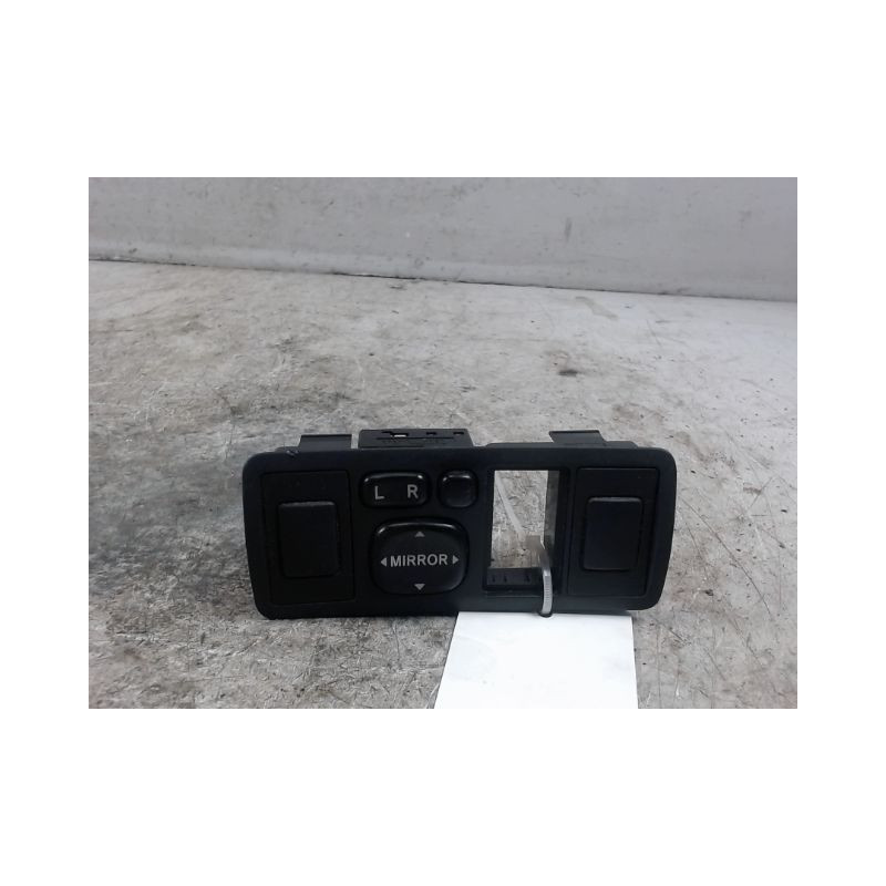 COMMANDE RETROVISSEUR EXTERIEUR ELECTRIQUE TOYOTA AVENSIS 2003-