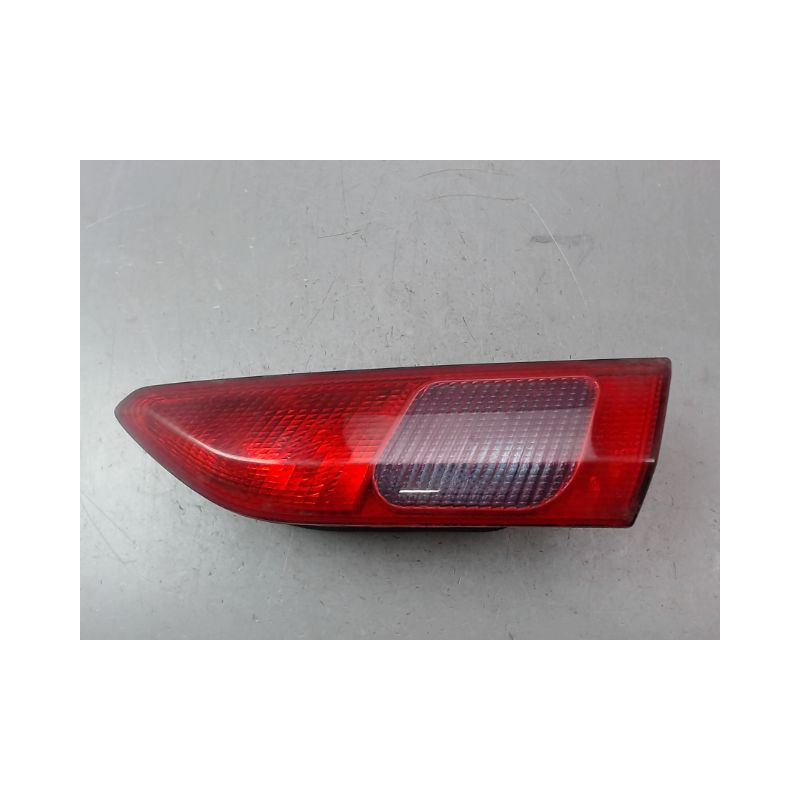 FEU ARRIERE INTERIEUR DROIT ALFA ROMEO 156 BERL. Phase 2 2002-2003
