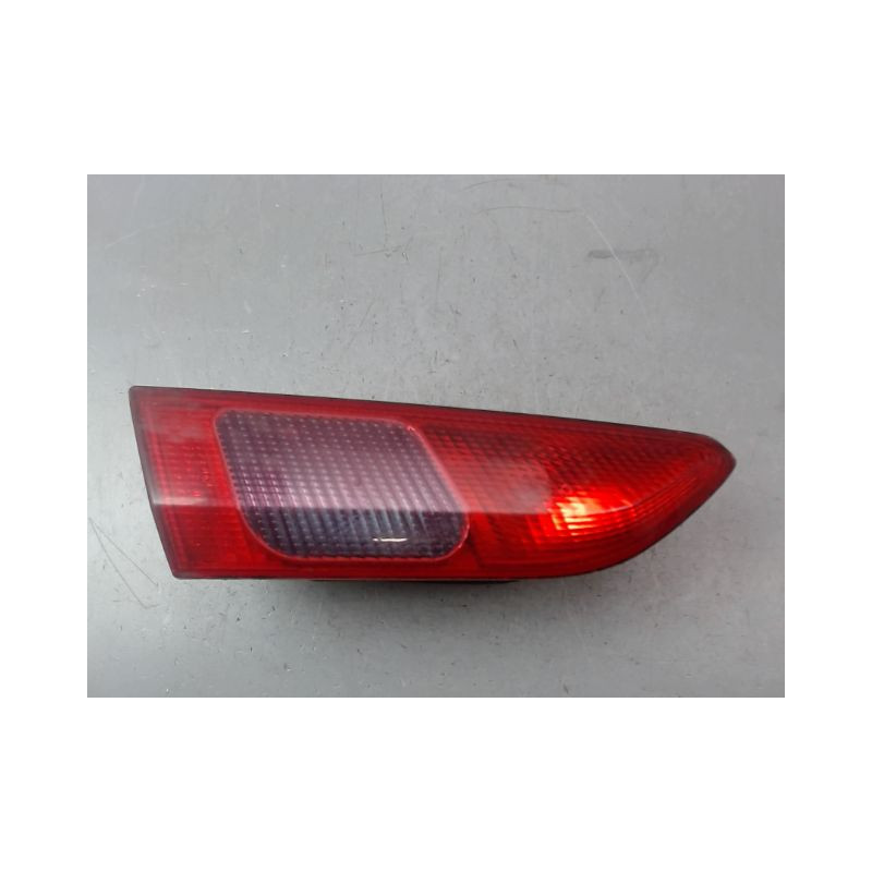 FEU ARRIERE INTERIEUR GAUCHE ALFA ROMEO 156 BERL. Phase 2 2002-2003