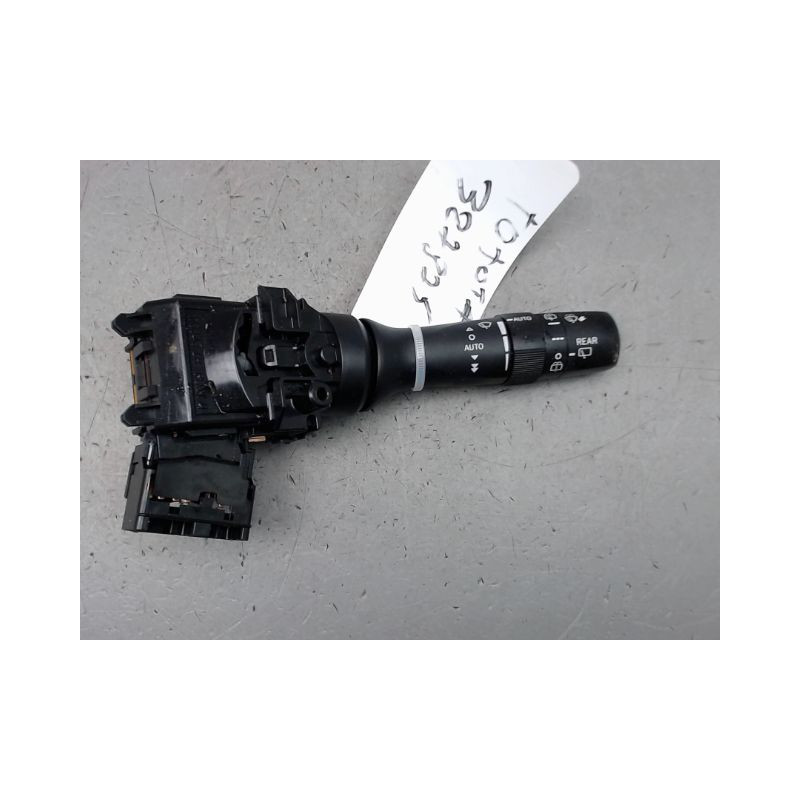 COMMANDE ESSUIE GLACE TOYOTA IQ 2008-