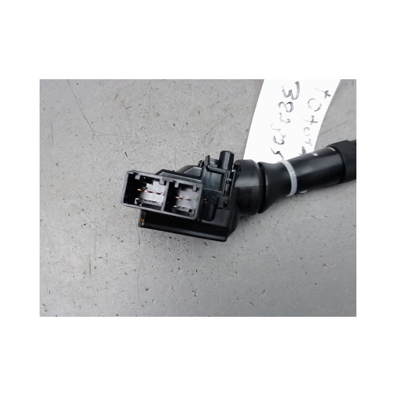 COMMANDE ESSUIE GLACE TOYOTA IQ 2008-