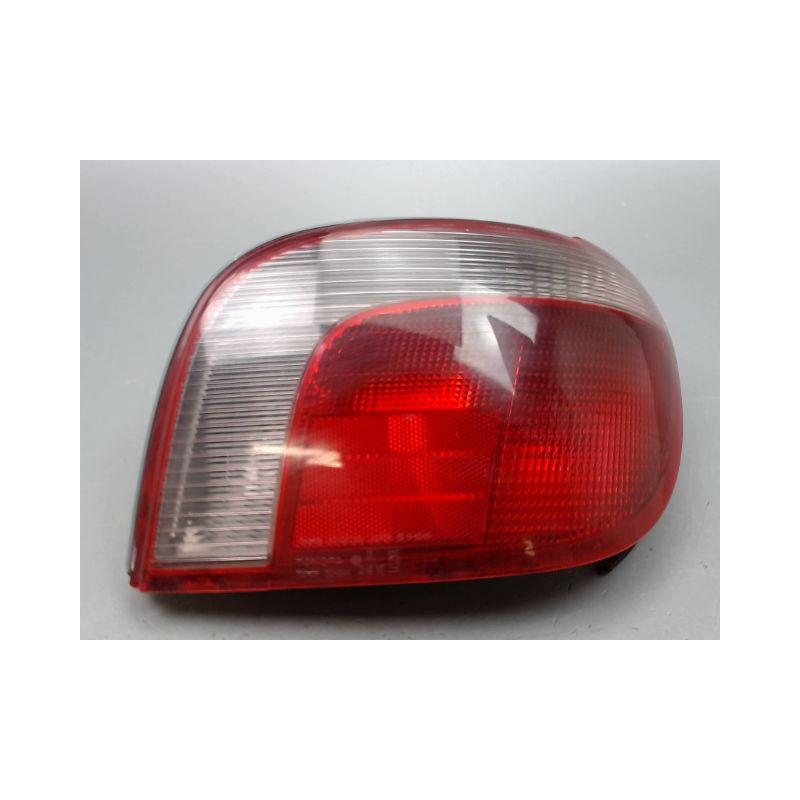 FEU ARRIERE DROIT TOYOTA YARIS I Phase 1 1999-2003