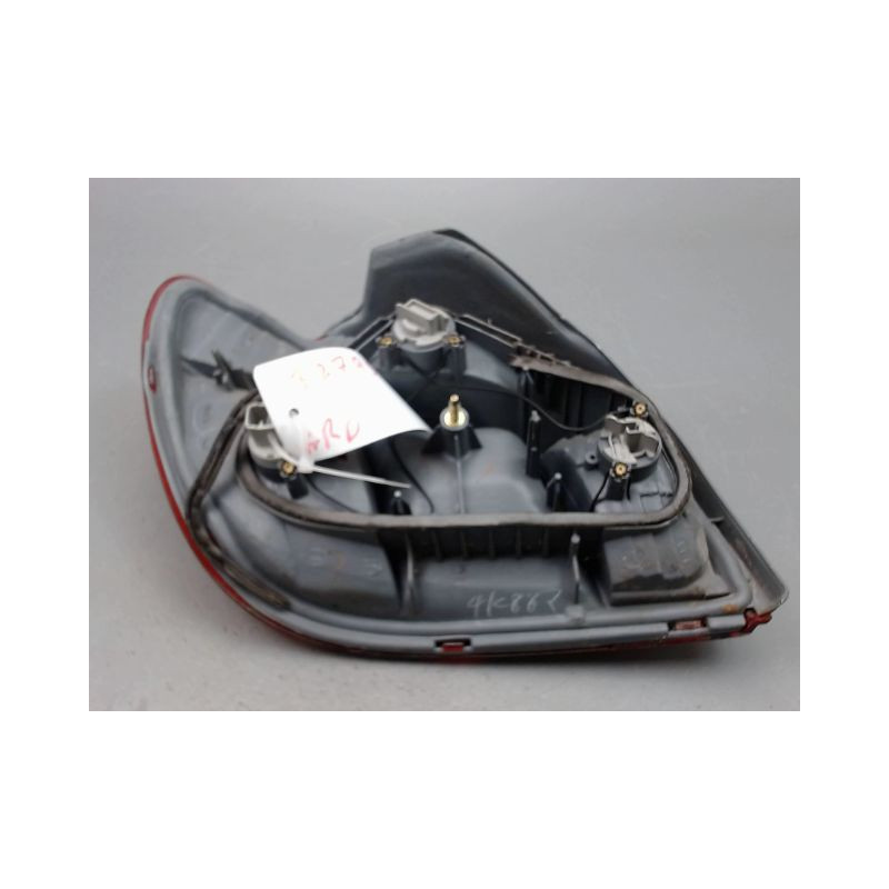 FEU ARRIERE DROIT TOYOTA YARIS I Phase 1 1999-2003