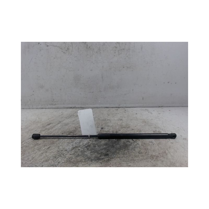 VERIN GAUCHE HAYON VOLKSWAGEN POLO 2005-