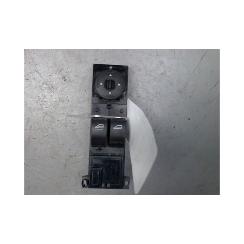 COMMANDE LEVE-GLACE PORTE AVG FORD FOCUS 2008-
