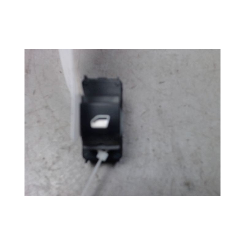 COMMANDE LEVE-GLACE PORTE ARG PEUGEOT 5008 2009-