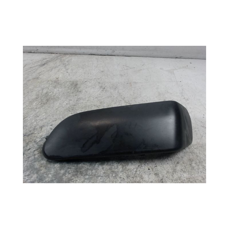 PROTECTION DROIT PARE-CHOC ARRIERE  RENAULT TWINGO 2 2009-