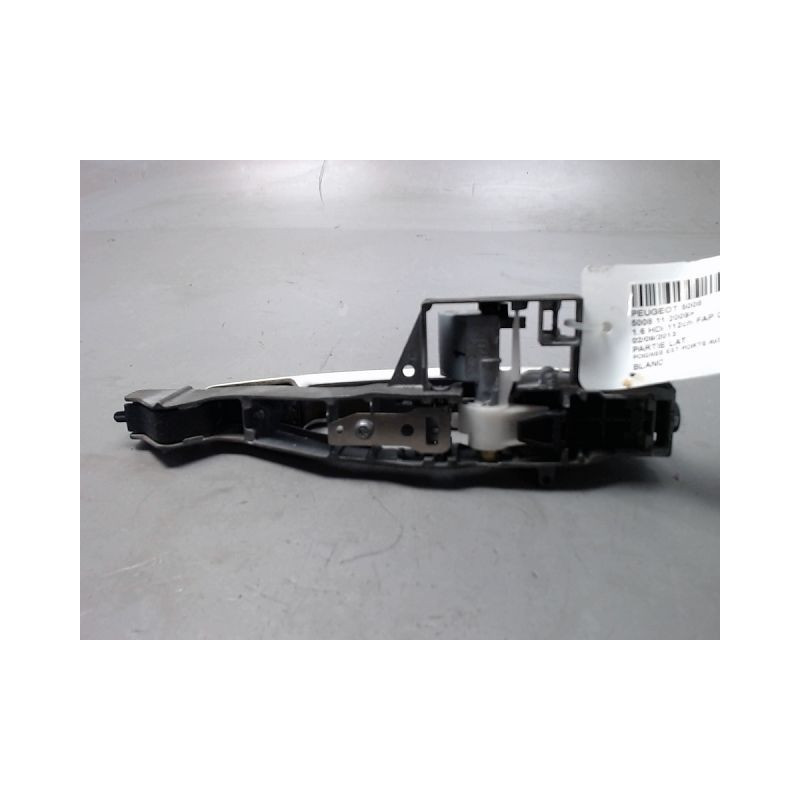 POIGNEE EXTERIEURE PORTE AVANT DROIT PEUGEOT 5008 2009-