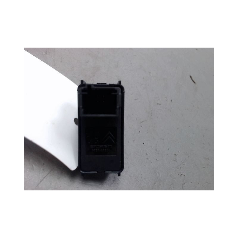 COMMANDE LEVE-GLACE PORTE AVD PEUGEOT 5008 2009-