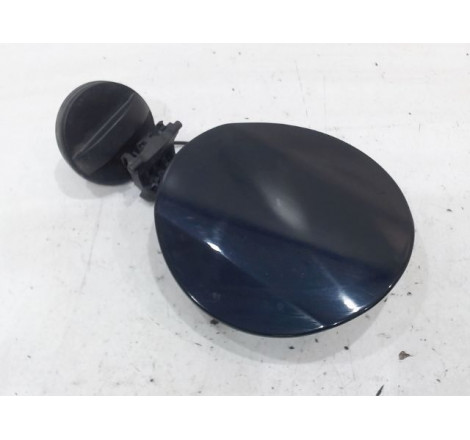 VOLET DE TRAPPE CARBURANT