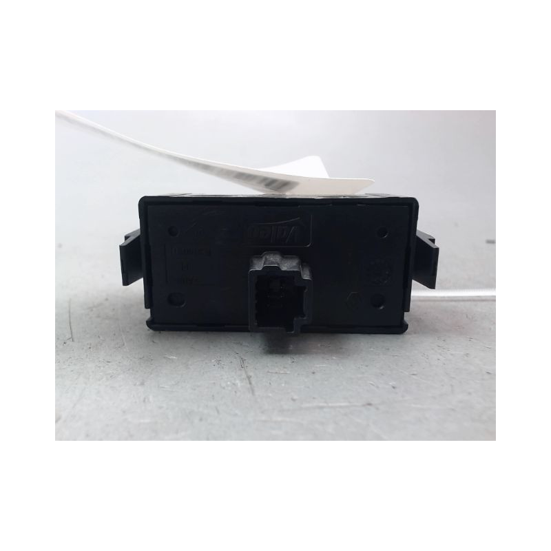 BOUTON DE WARNING RENAULT CLIO III Phase 2 2009-2014