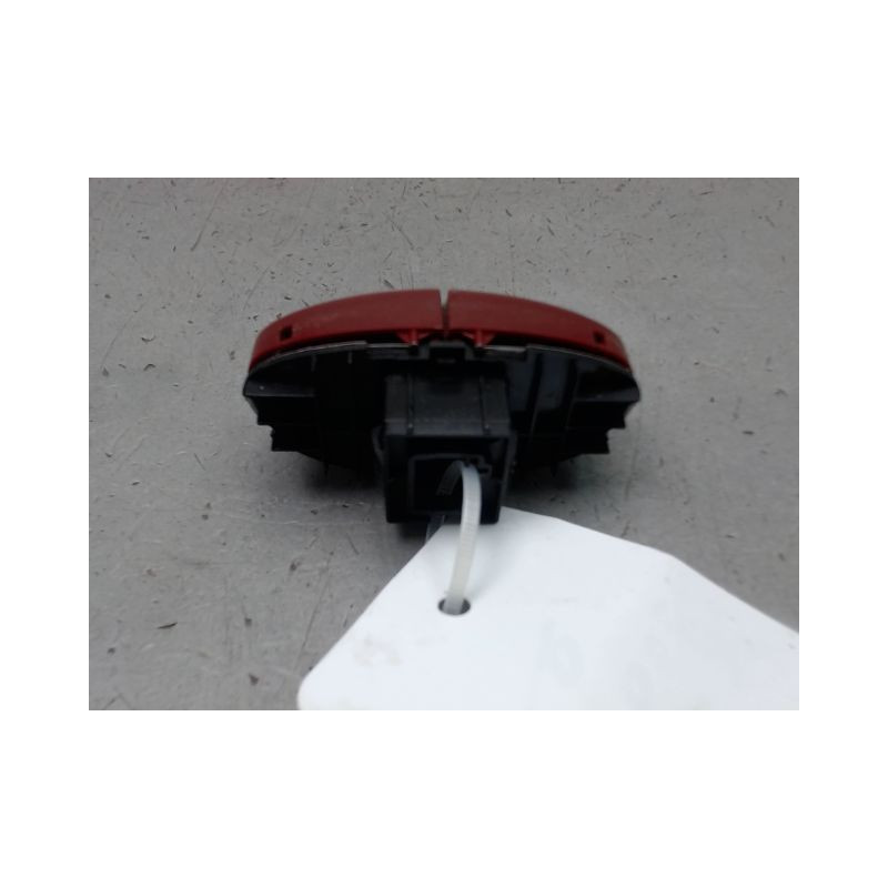 BOUTON DE WARNING PEUGEOT 206 1998-2009
