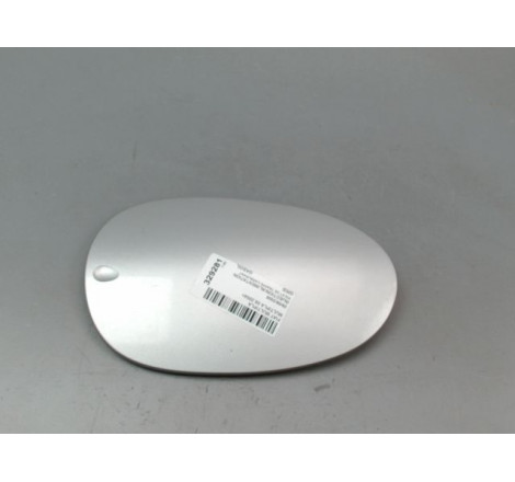 VOLET DE TRAPPE CARBURANT