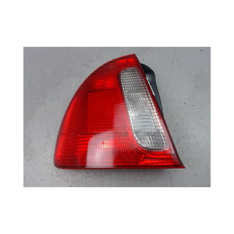 FEU ARRIERE GAUCHE  ROVER 45 BERL. Phase 1 2000-2004