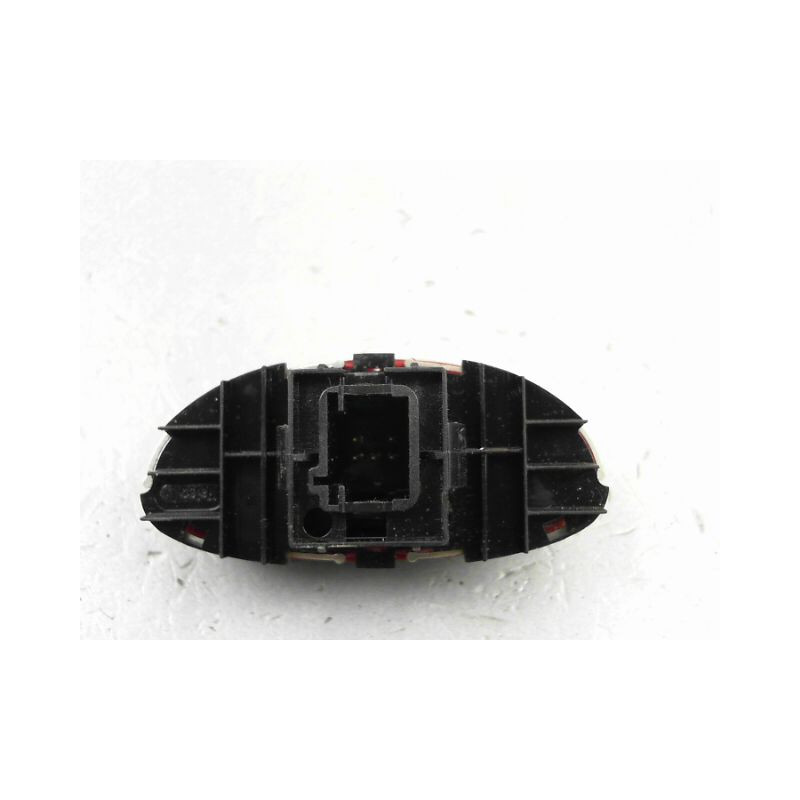 BOUTON DE WARNING PEUGEOT 206