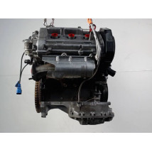 MOTEUR ESSENCE AUDI A4 BERL. II Phase 1  2001-2004 2.4