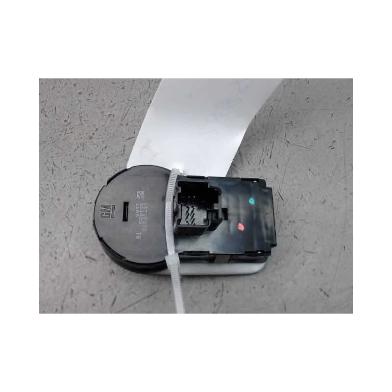 INTERIEUR COMMANDE PHARES OPEL CORSA IV Phase 2 (D) 2011-2015