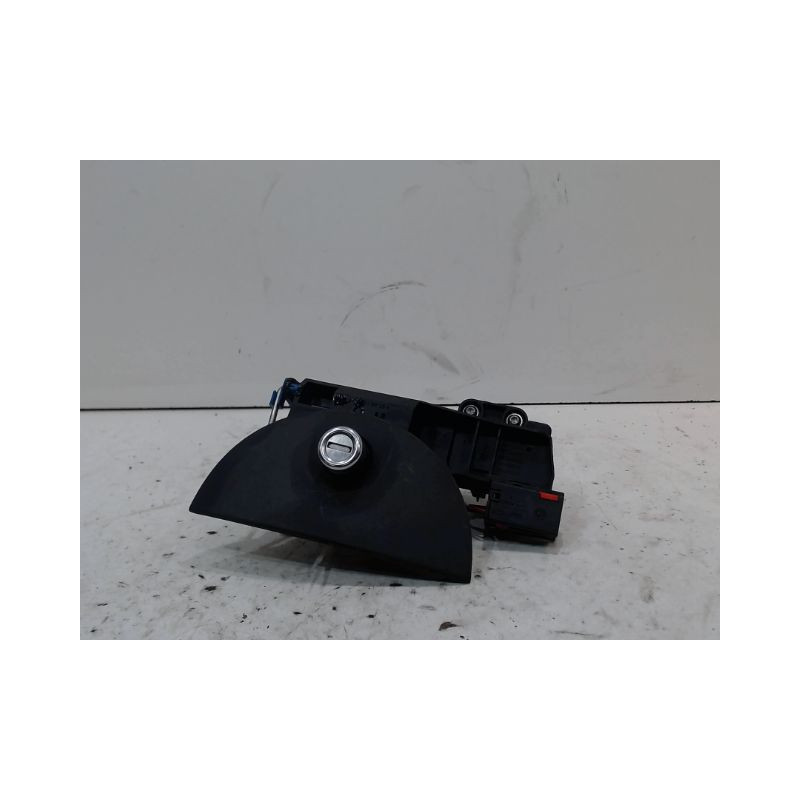 POIGNEE EXTERIEURE HAYON OPEL CORSA