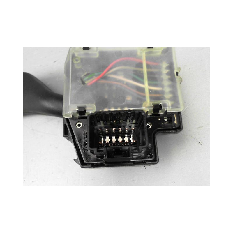 COMMANDE ESSUIE GLACE FORD FOCUS SW 2005-2007