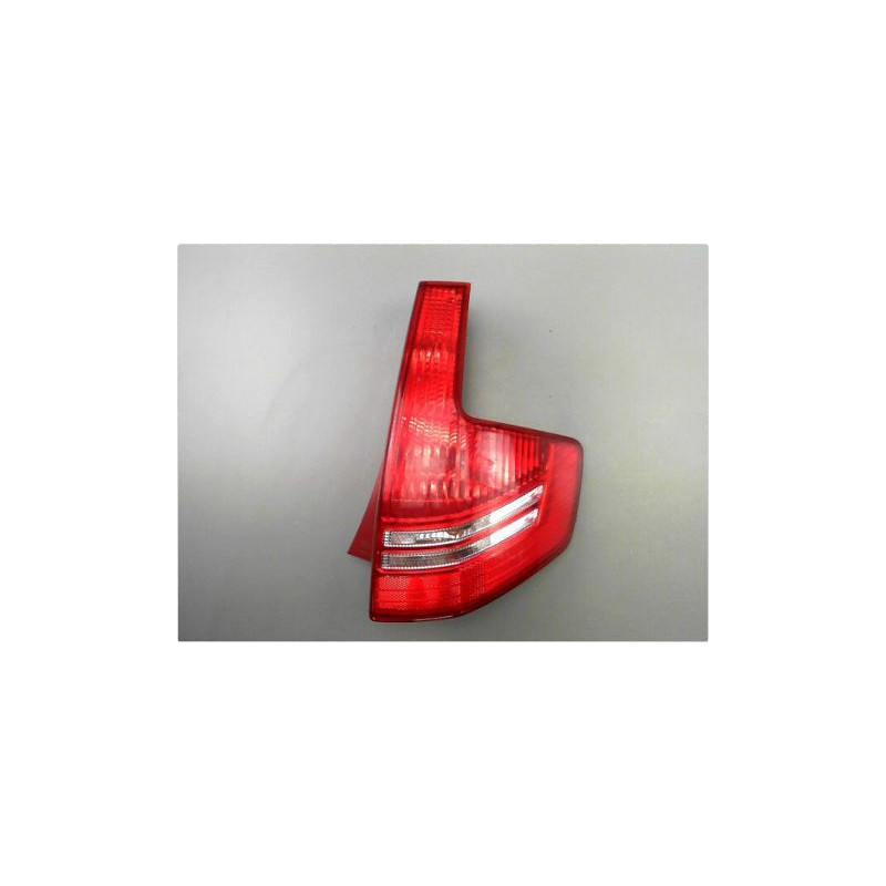 FEU ARRIERE DROIT CITROEN C4 04-08