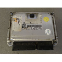 CALCULATEUR MOTEUR AUDI A8