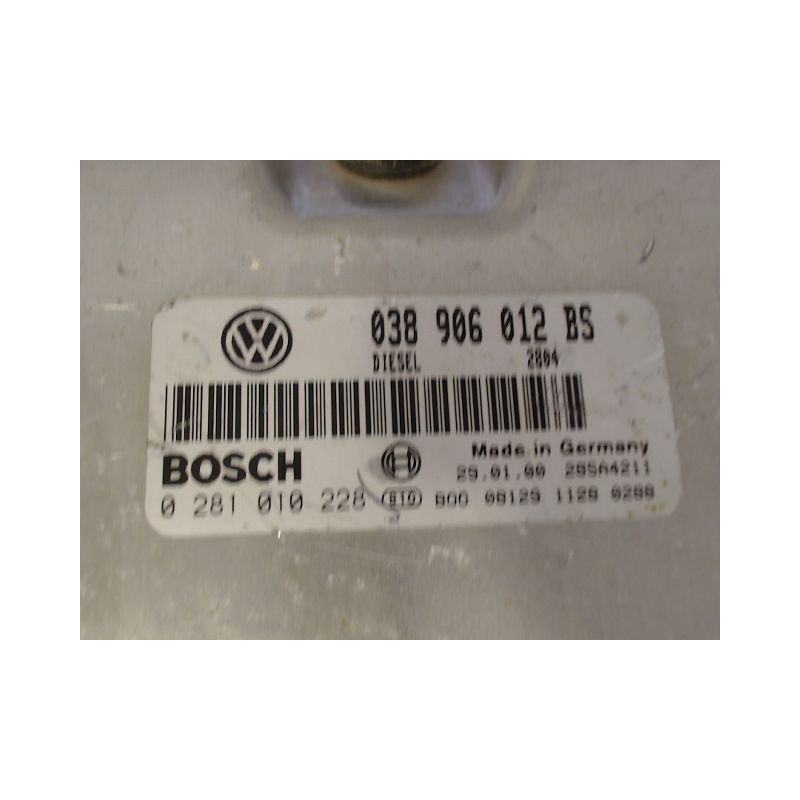 CALCULATEUR MOTEUR SEAT LEON