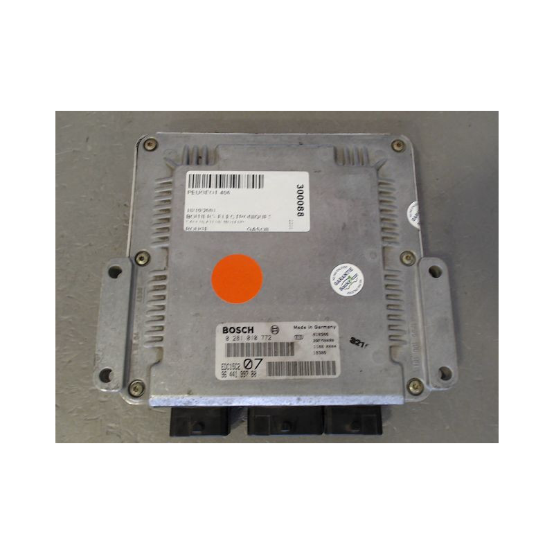 CALCULATEUR MOTEUR PEUGEOT 406