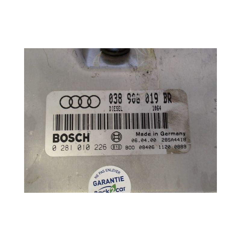 CALCULATEUR MOTEUR AUDI A4