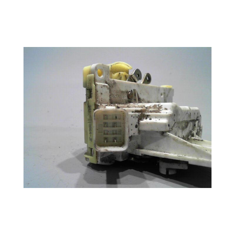 SYSTEME CONDAMNATION AVANT DROIT FORD FOCUS COUPE 98-04