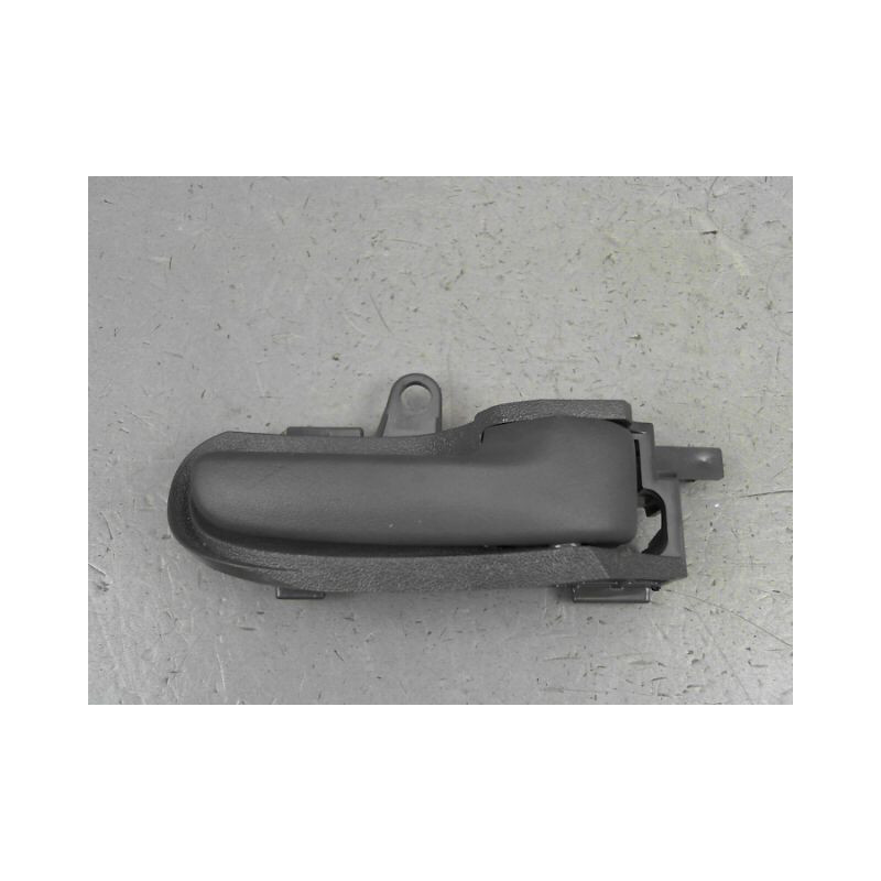 POIGNEE INTERIEURE PORTE AVANT DROIT PEUGEOT 107