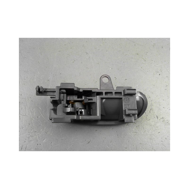 POIGNEE INTERIEURE PORTE AVANT DROIT PEUGEOT 107