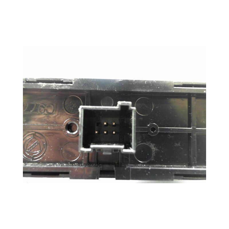 BOUTON DE WARNING FIAT 500 II Phase 1 2007-...