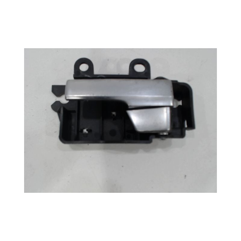 POIGNEE INTERIEURE PORTE AVANT GAUCHE FORD FOCUS