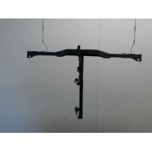 TRAVERSE SUPERIEURE ARMATURE AVANT TOYOTA AVENSIS