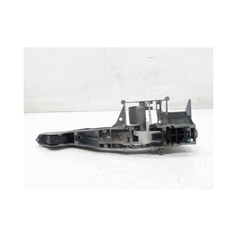 POIGNEE EXTERIEURE PORTE AVANT DROIT PEUGEOT 308