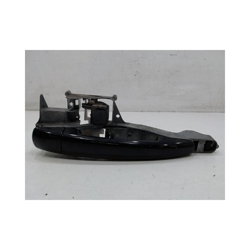 POIGNEE EXTERIEURE PORTE AVANT DROIT PEUGEOT 207