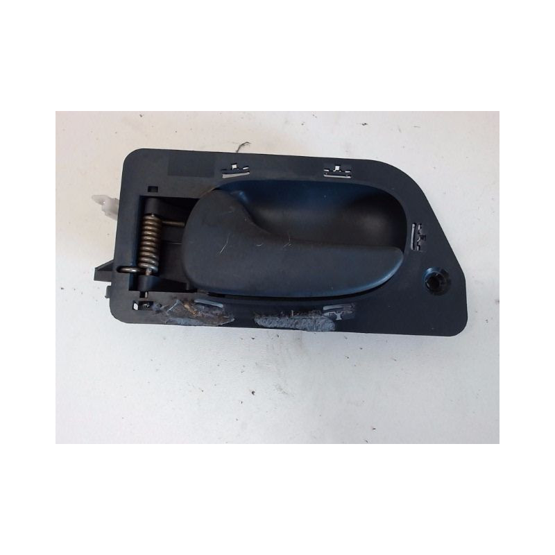 POIGNEE INTERIEURE PORTE AVANT GAUCHE RENAULT LAGUNA 98-2000