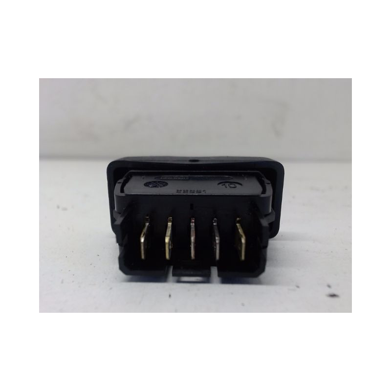 COMMANDE LEVE-GLACE PORTE AVG DACIA LOGAN