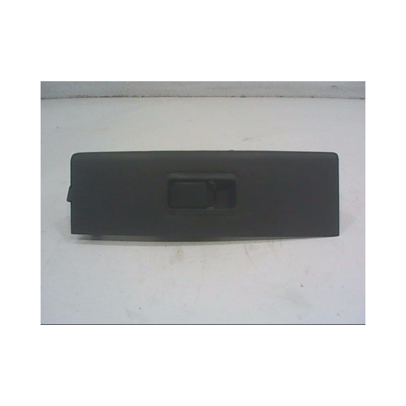 COMMANDE LEVE-GLACE PORTE AVD TOYOTA COROLLA VERSO 2007-