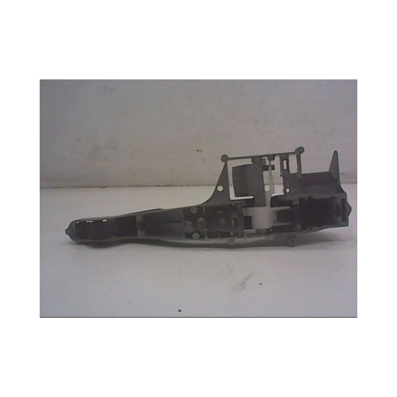 POIGNEE EXTERIEURE PORTE AVANT DROIT PEUGEOT 308 2009-
