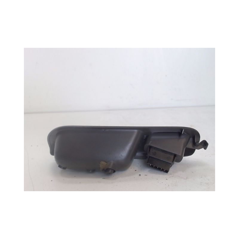 COMMANDE LEVE-GLACE PORTE AVD RENAULT MEGANE