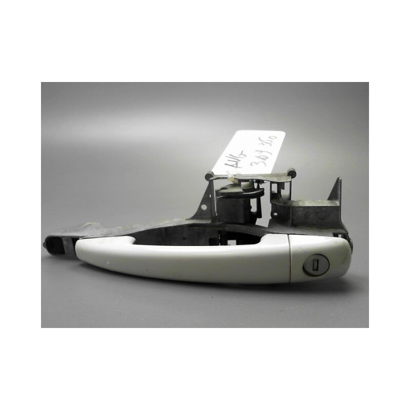 POIGNEE EXTERIEURE PORTE AVANT GAUCHE PEUGEOT 308 2009-