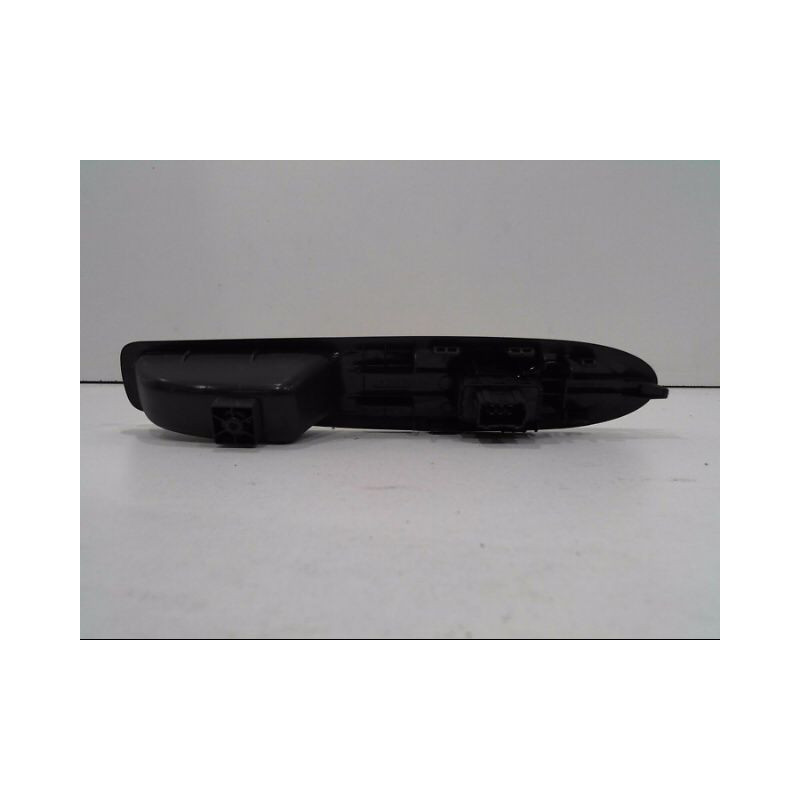 COMMANDE LEVE-GLACE PORTE AVD DS DS3