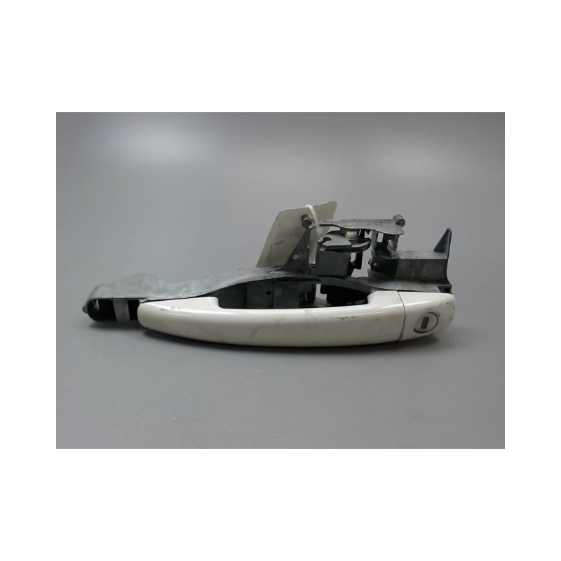 POIGNEE EXTERIEURE PORTE AVANT GAUCHE PEUGEOT 207 2006-2013