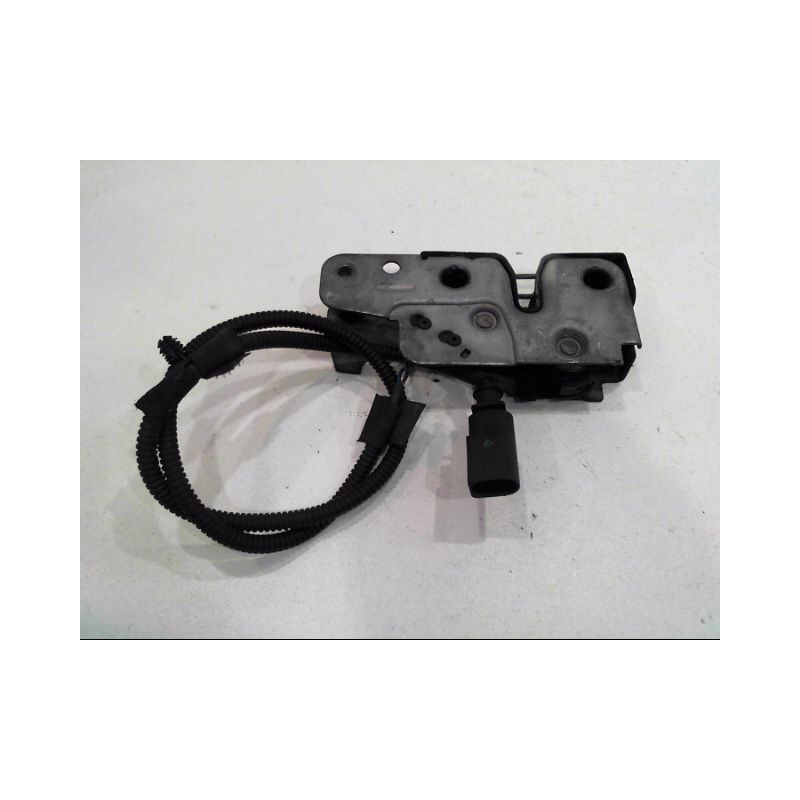 SERRURE CAPOT VOLKSWAGEN GOLF